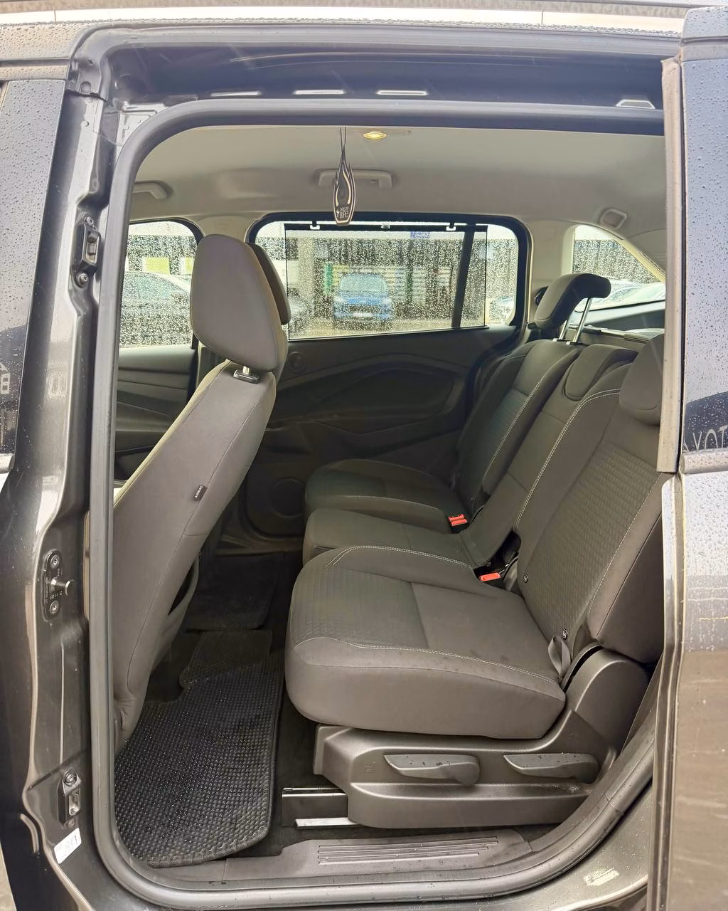 Ford Grand C-Max фото 11