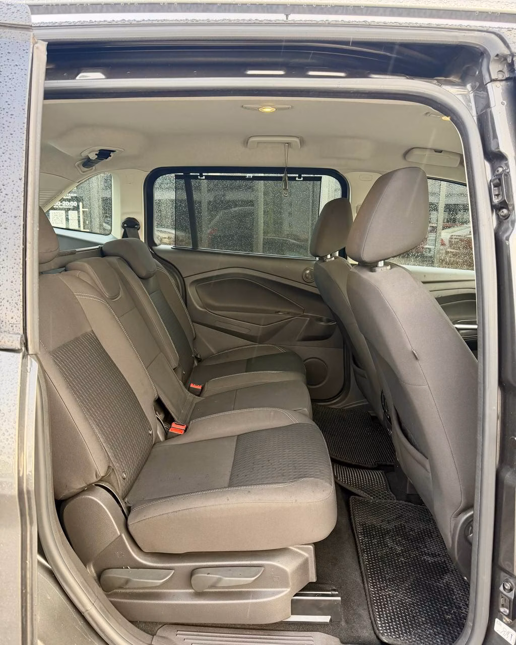 Ford Grand C-Max фото 13