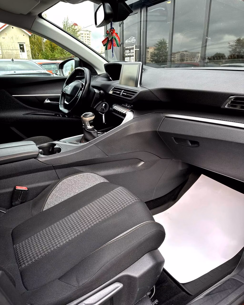 Peugeot 3008 фото 11