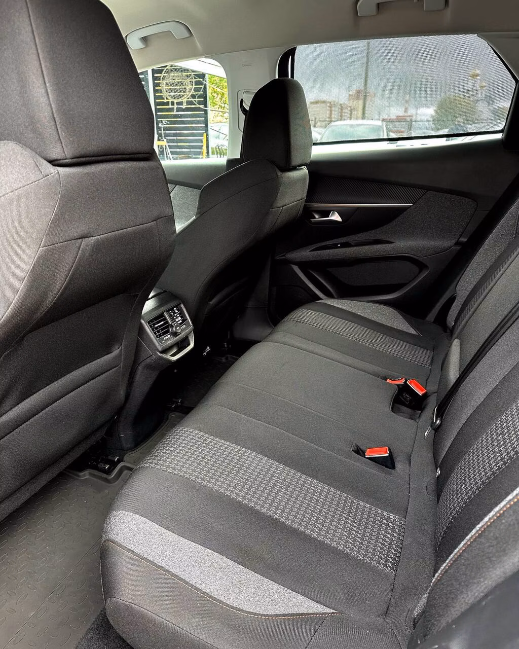 Peugeot 3008 фото 12