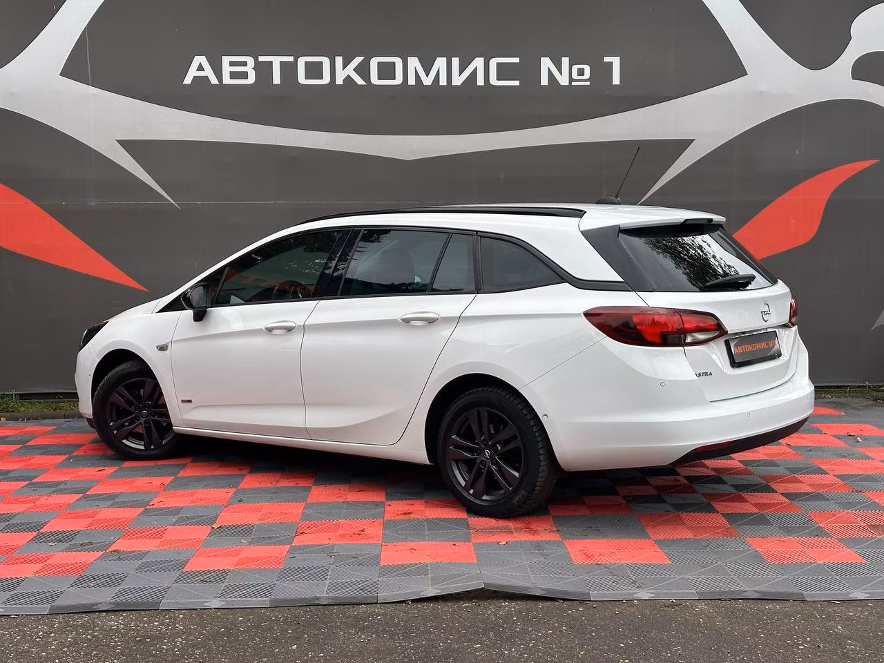 Opel Astra фото 3