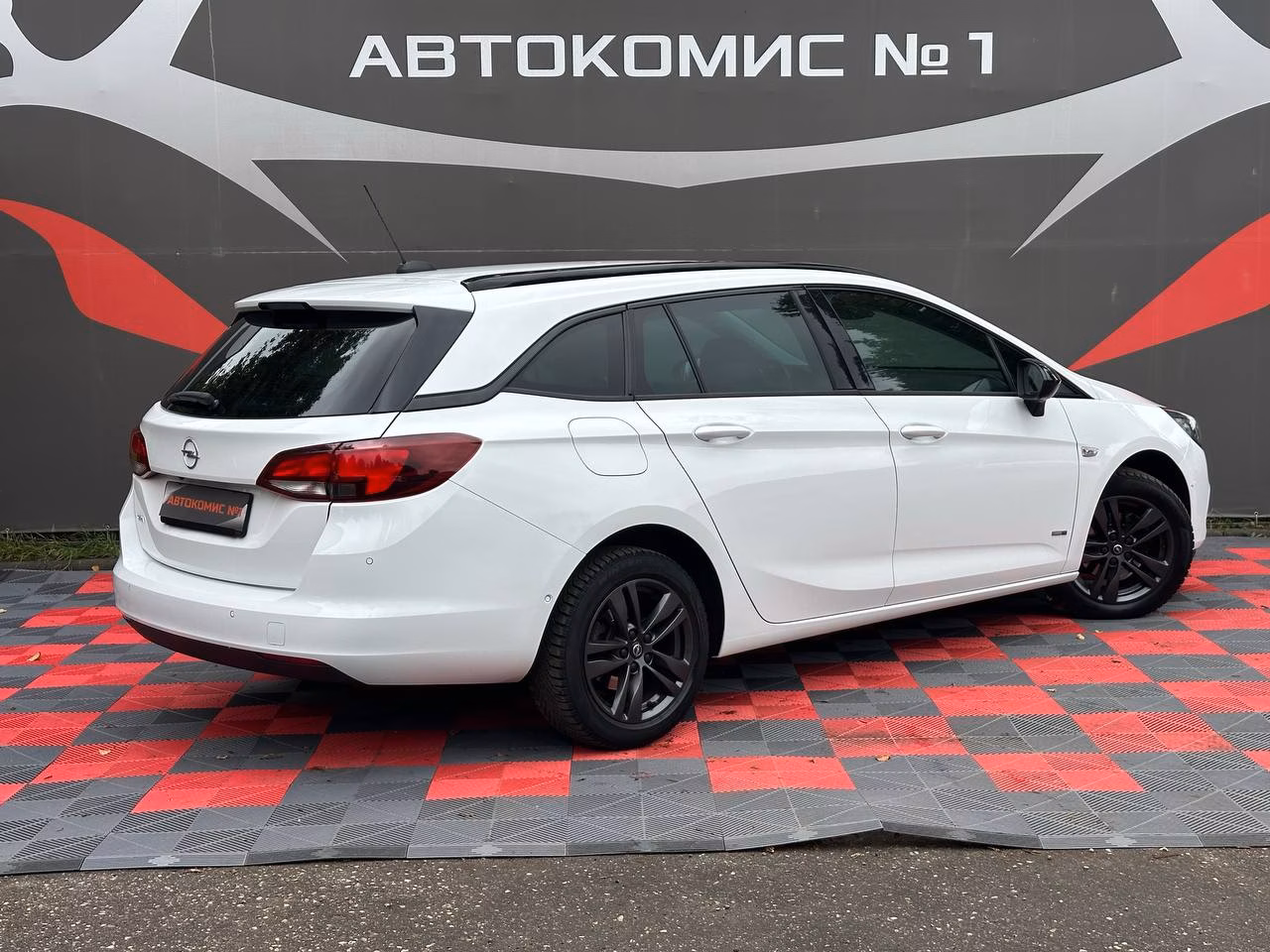 Opel Astra фото 4