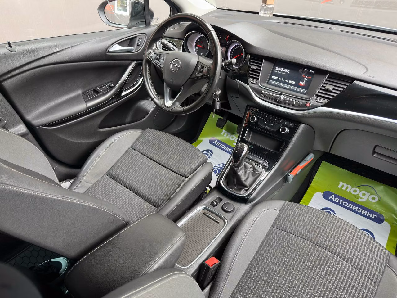 Opel Astra фото 16