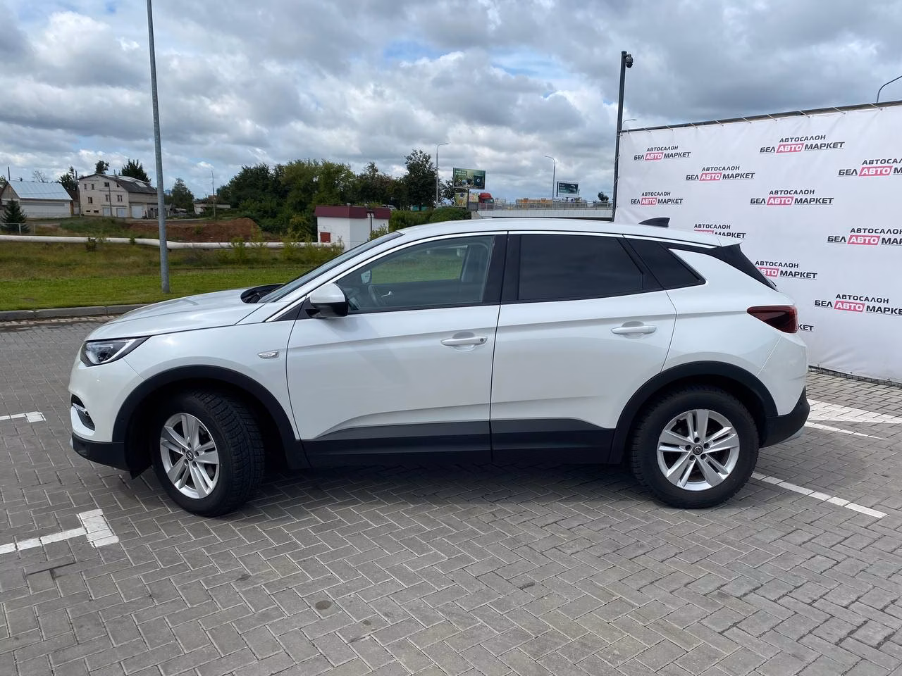 Opel Grandland X фото 7