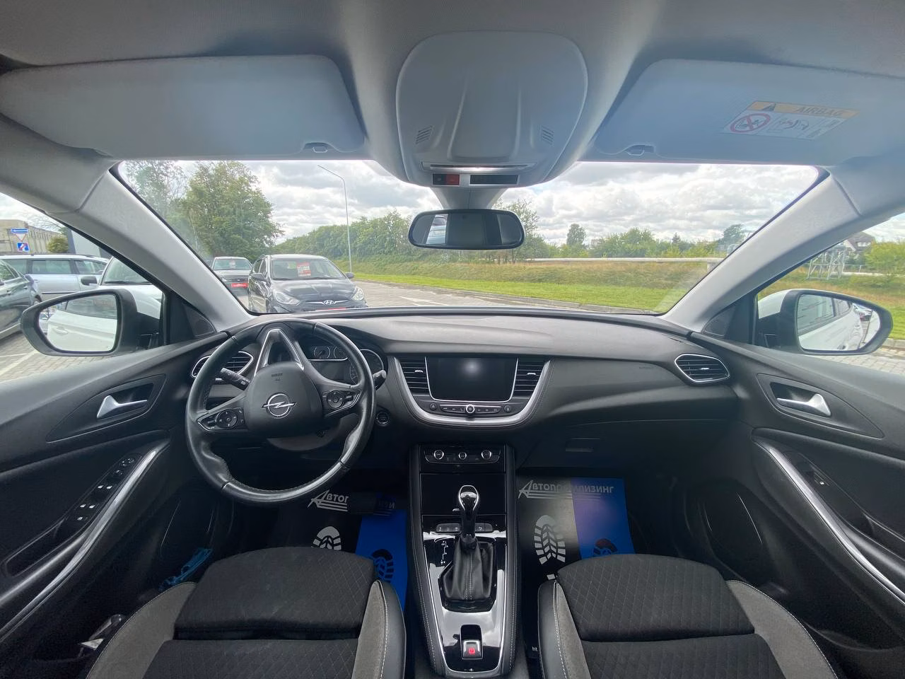 Opel Grandland X фото 12