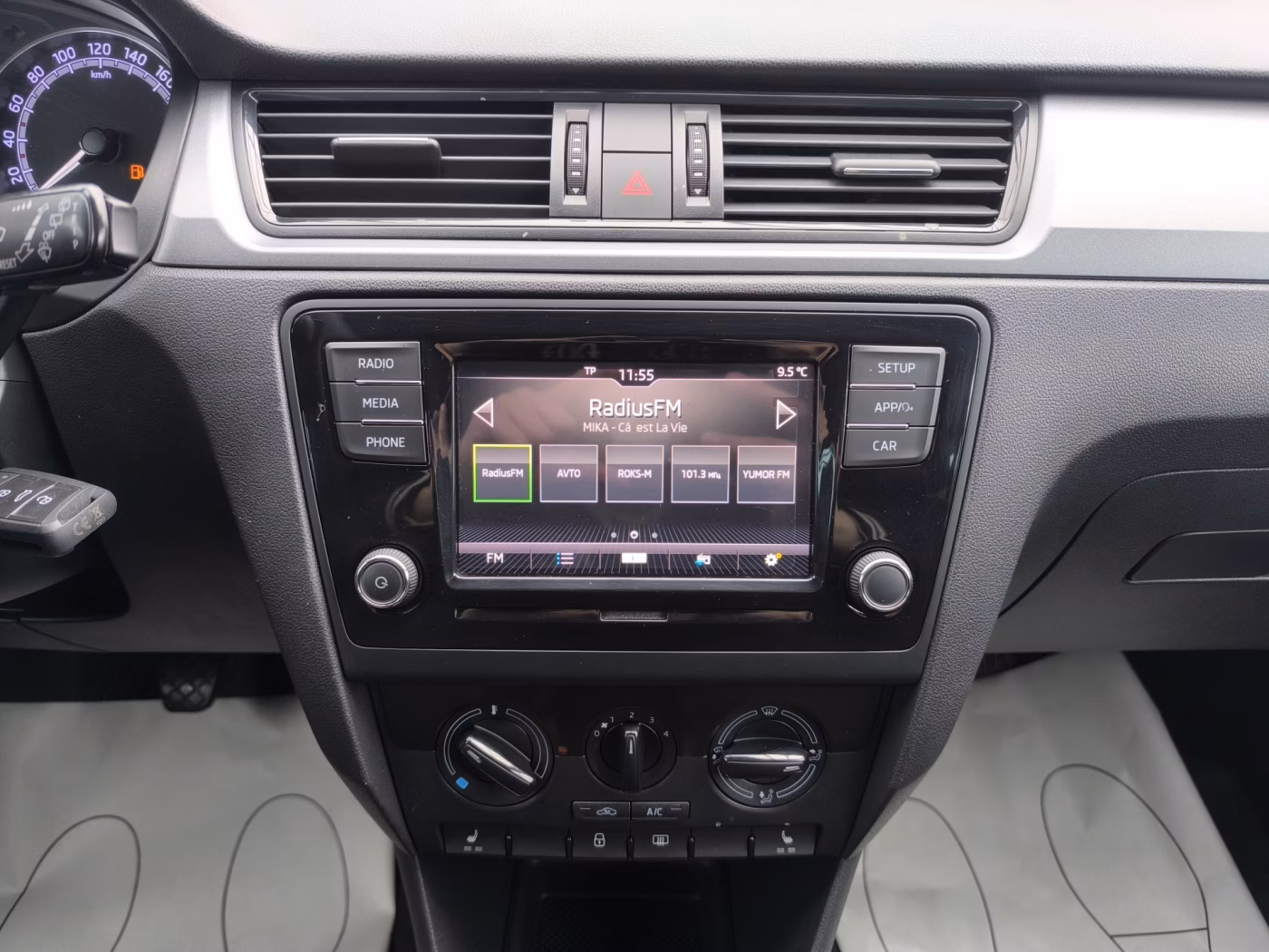 Skoda Rapid фото 19