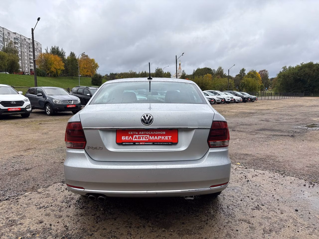 Volkswagen Polo Sedan фото 6