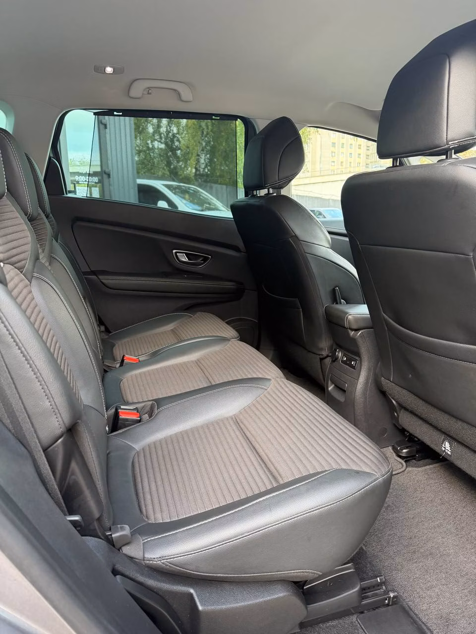 Renault Grand Scenic фото 10
