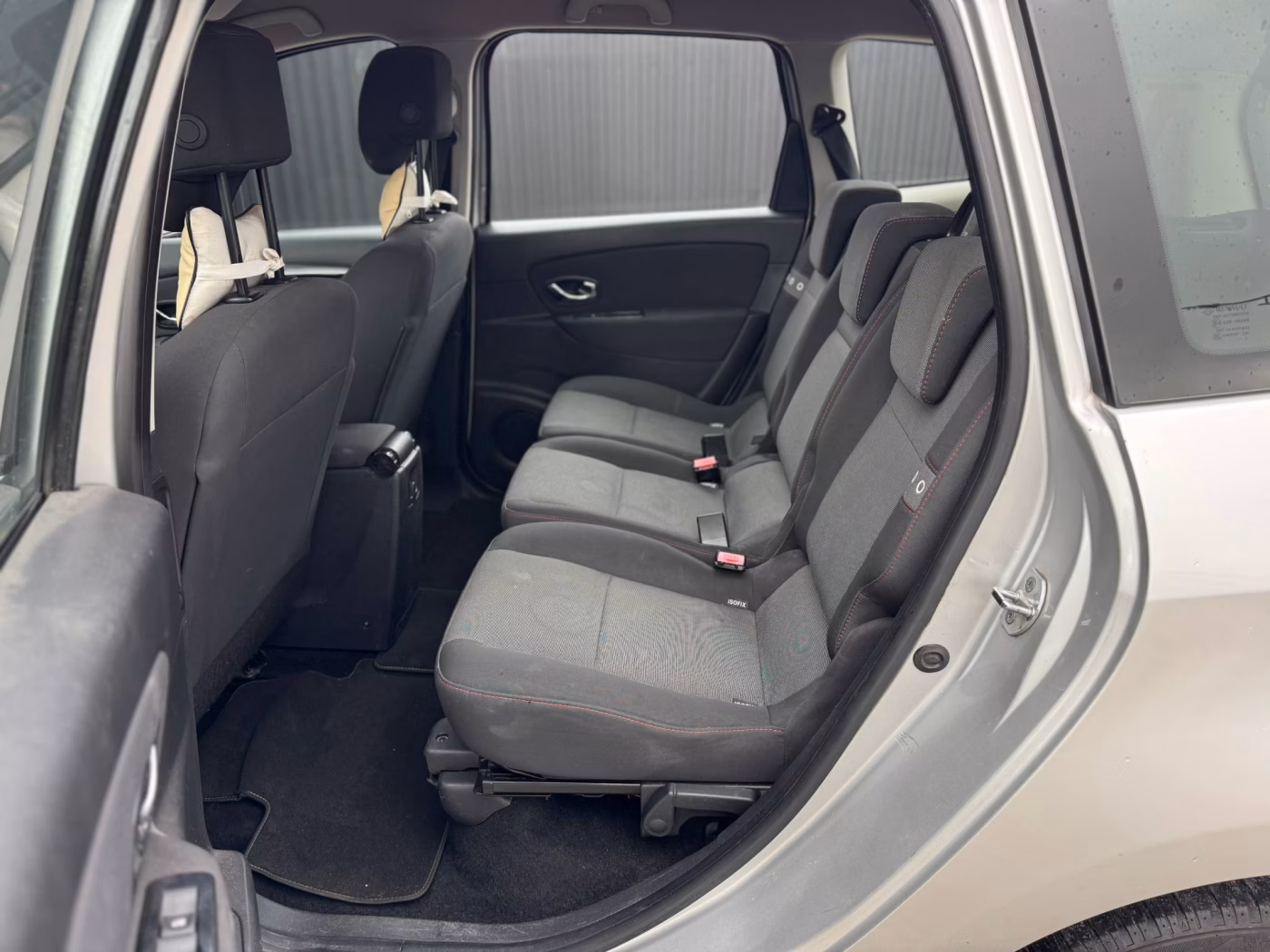 Renault Scenic фото 9