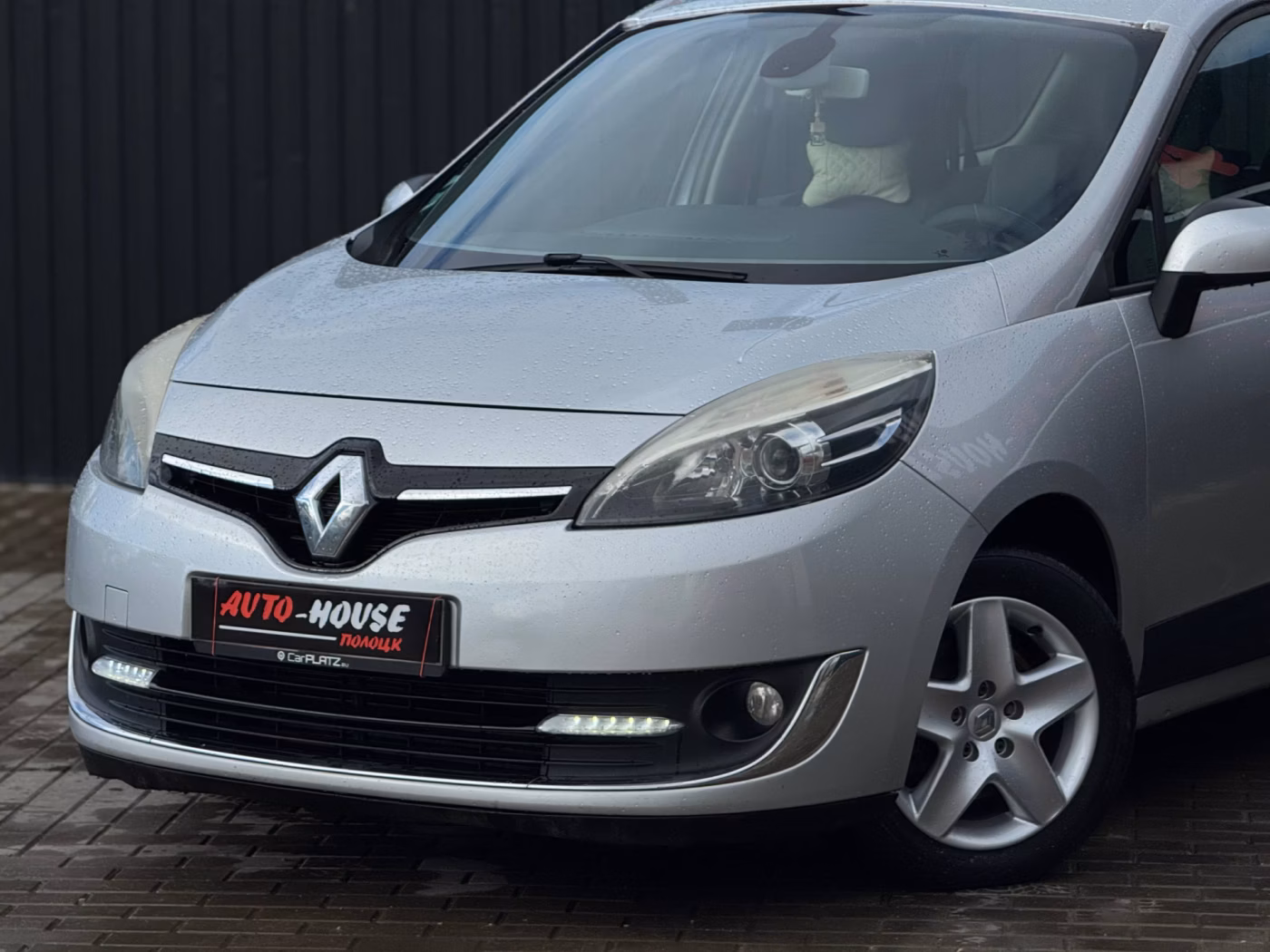 Renault Scenic фото 18
