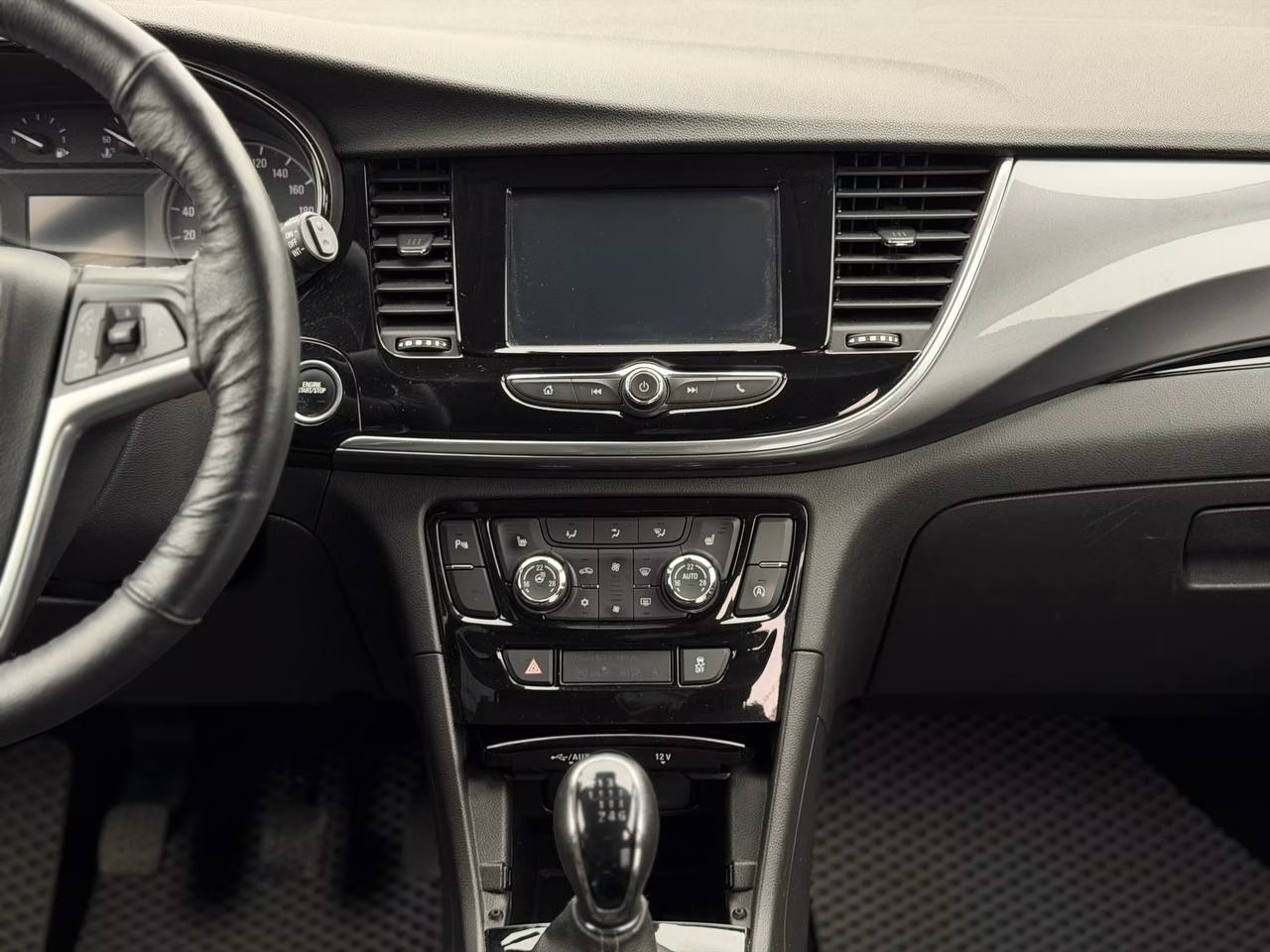 Opel Mokka фото 10