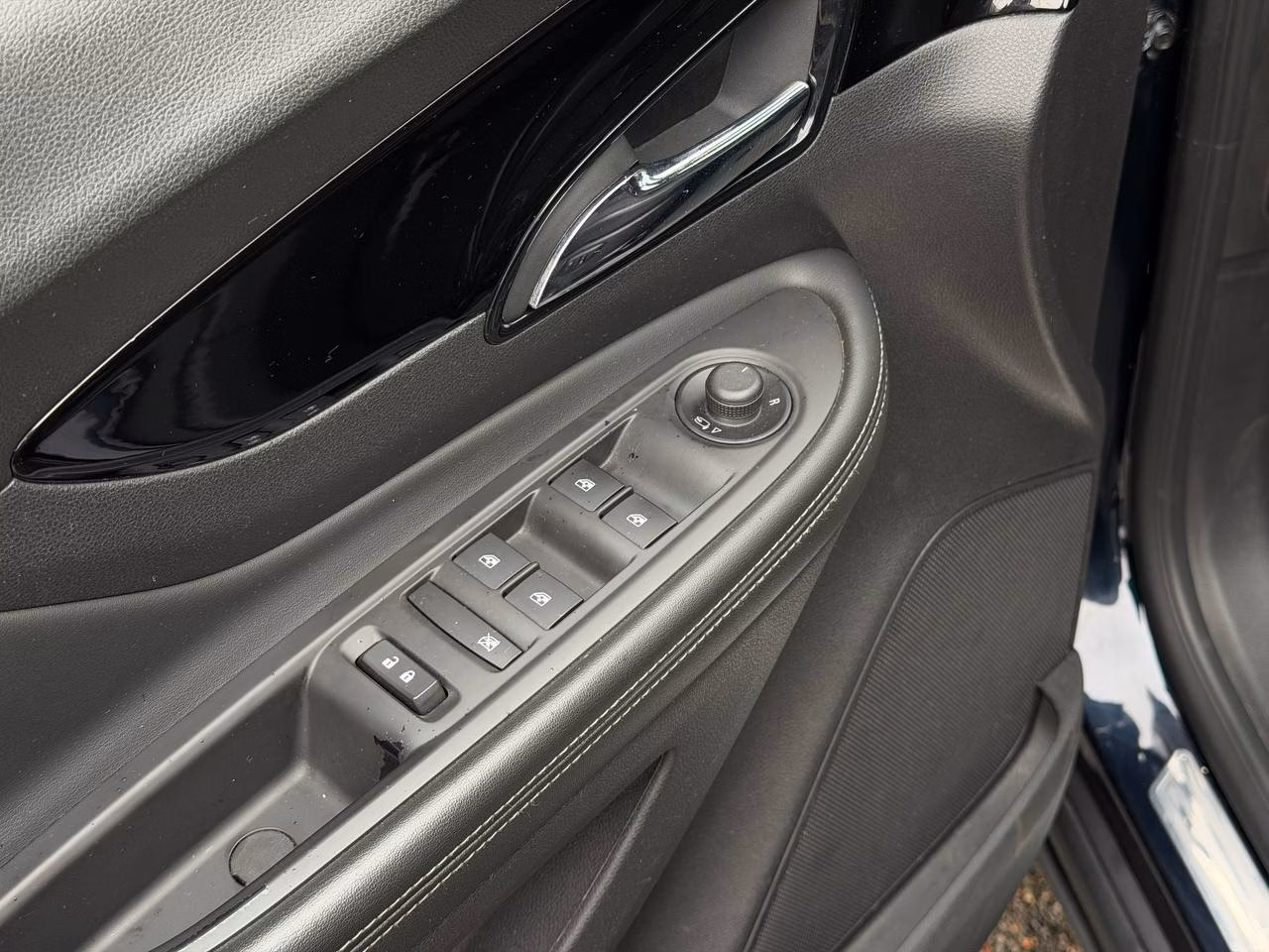 Opel Mokka фото 14