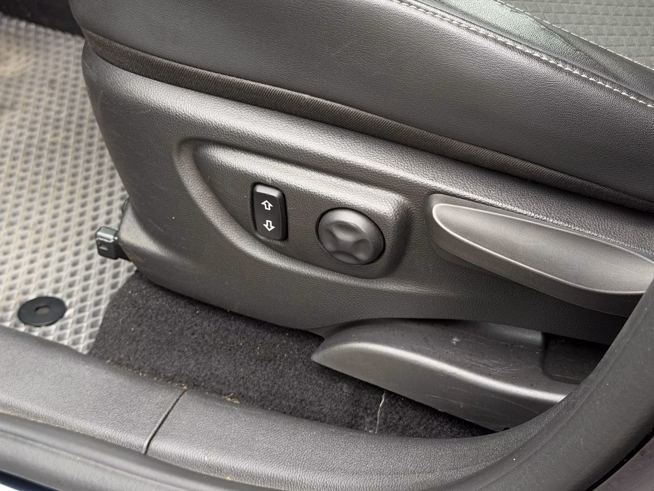 Opel Mokka фото 16