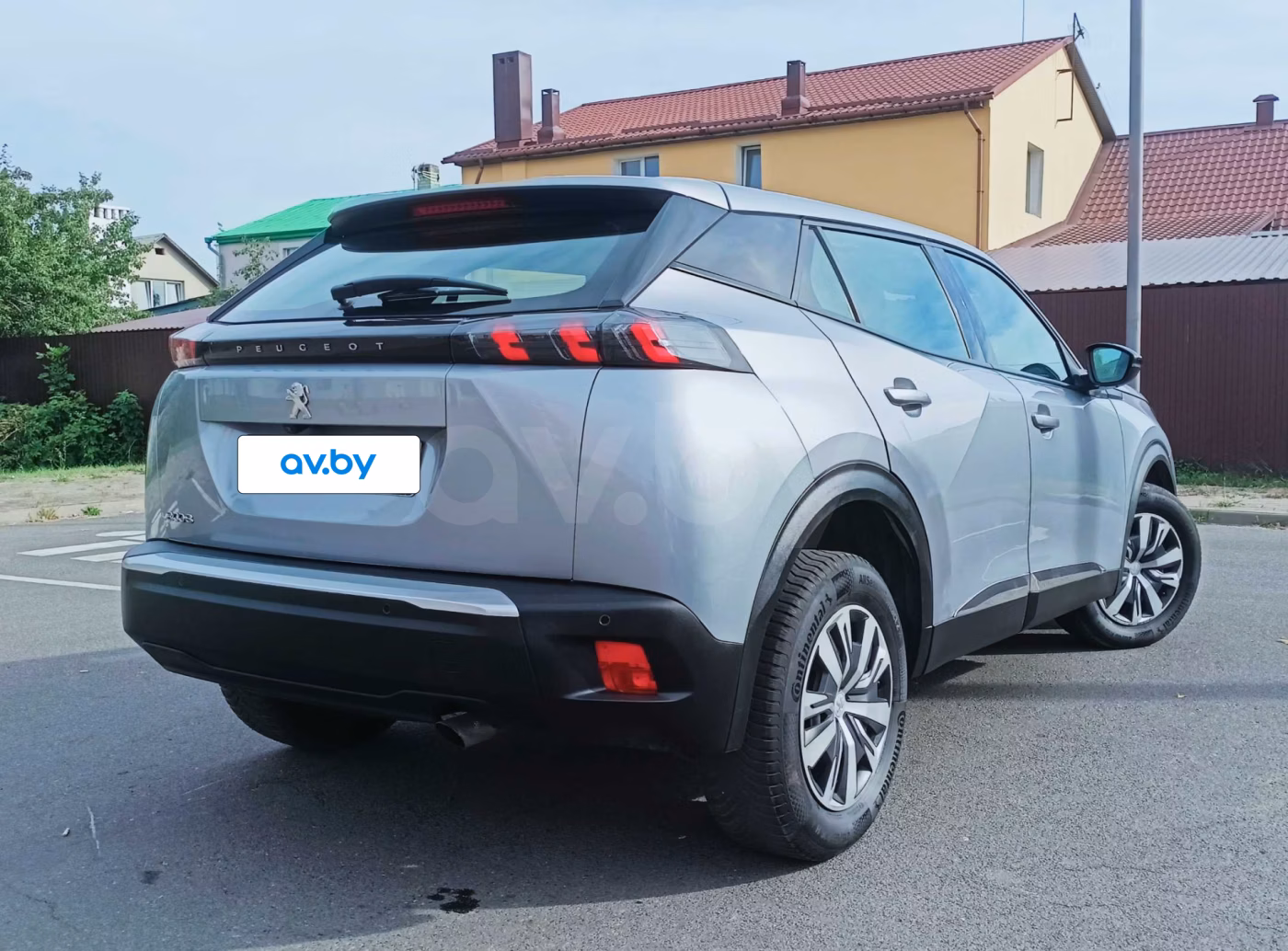 Peugeot 2008 фото 3