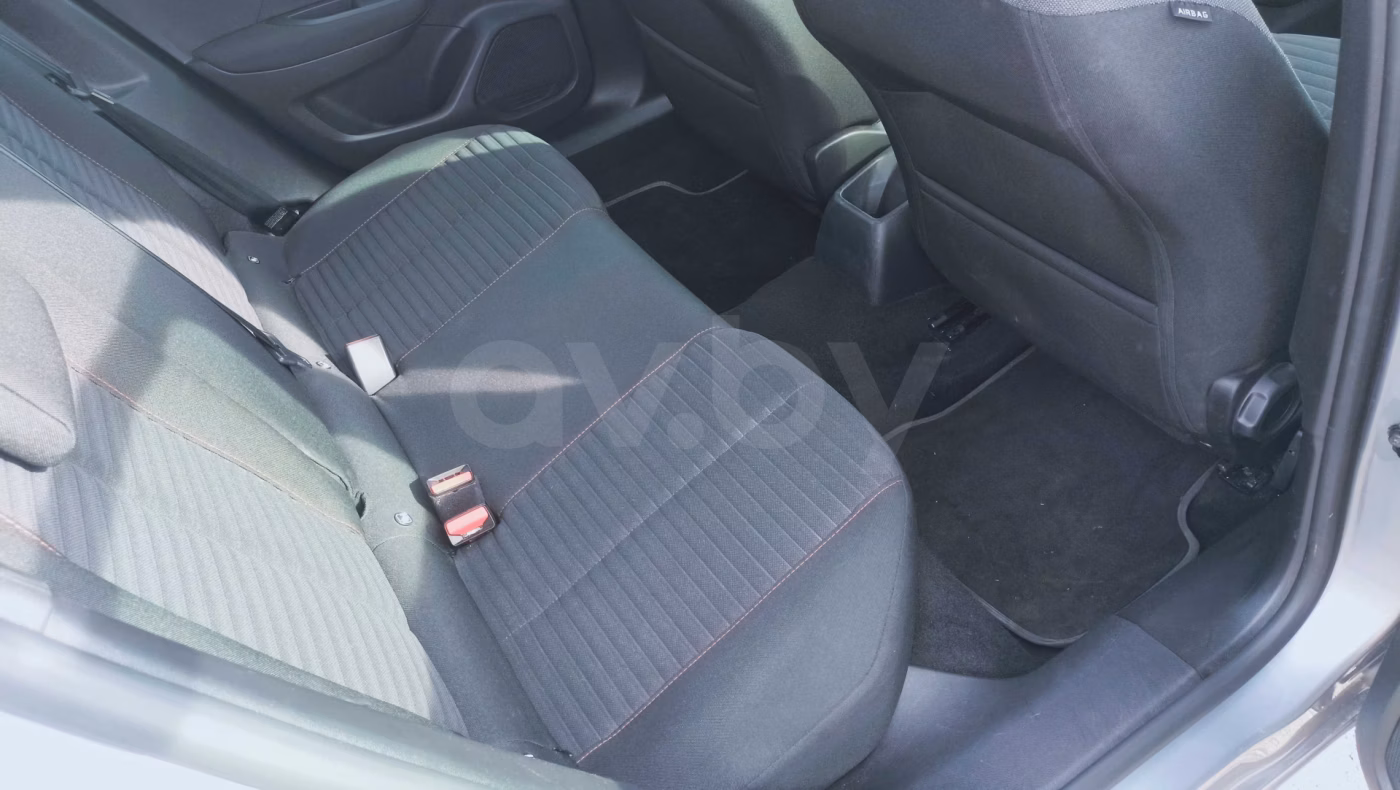 Peugeot 2008 фото 14