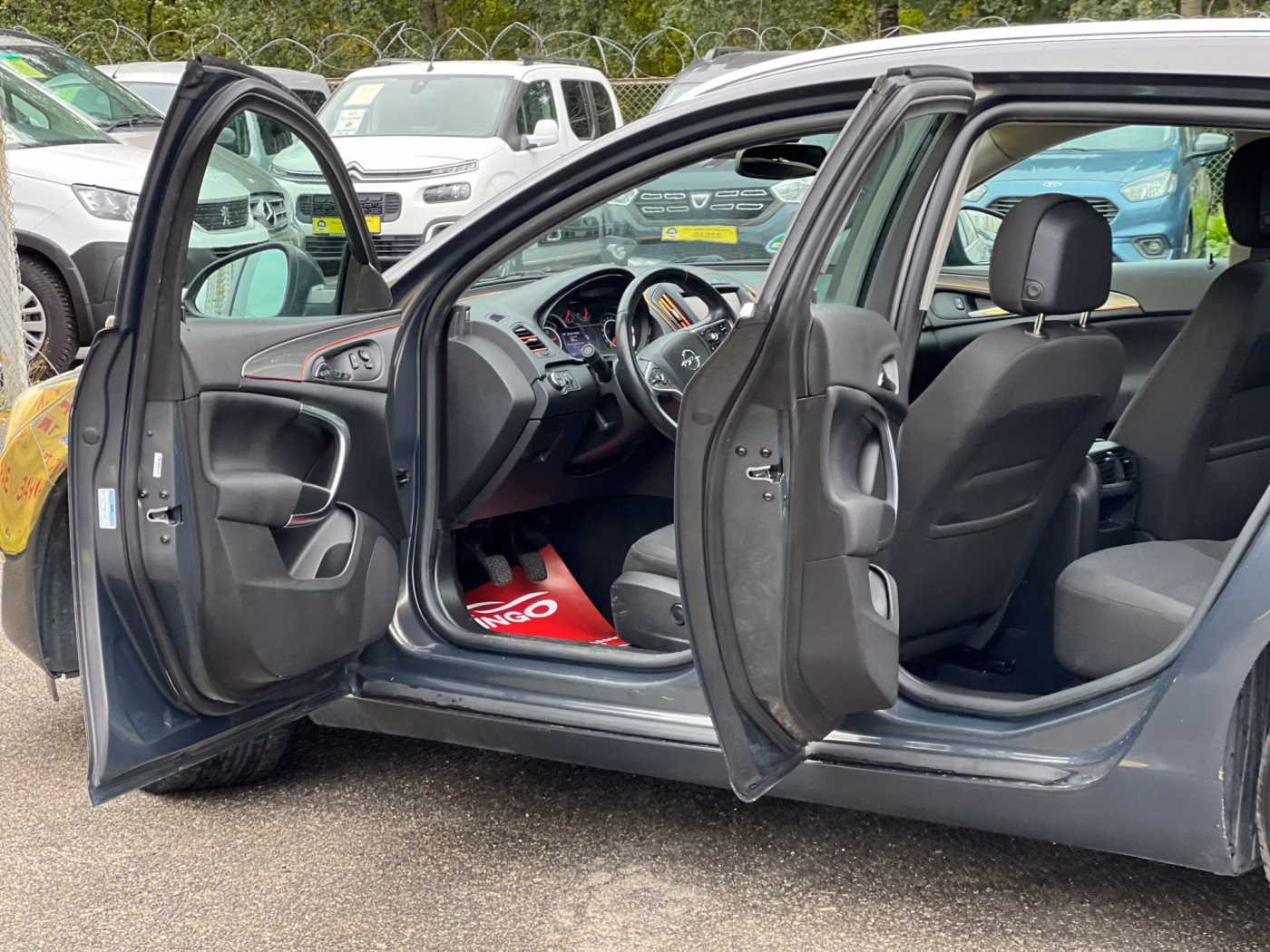Opel Insignia фото 19