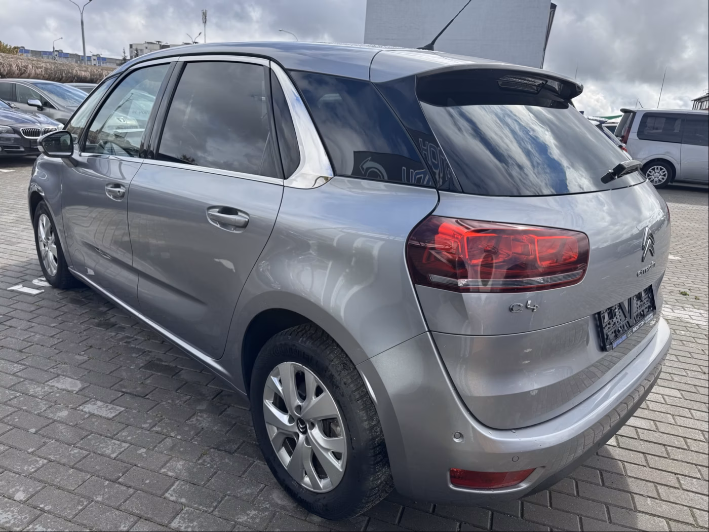 Citroen C4 Picasso фото 7