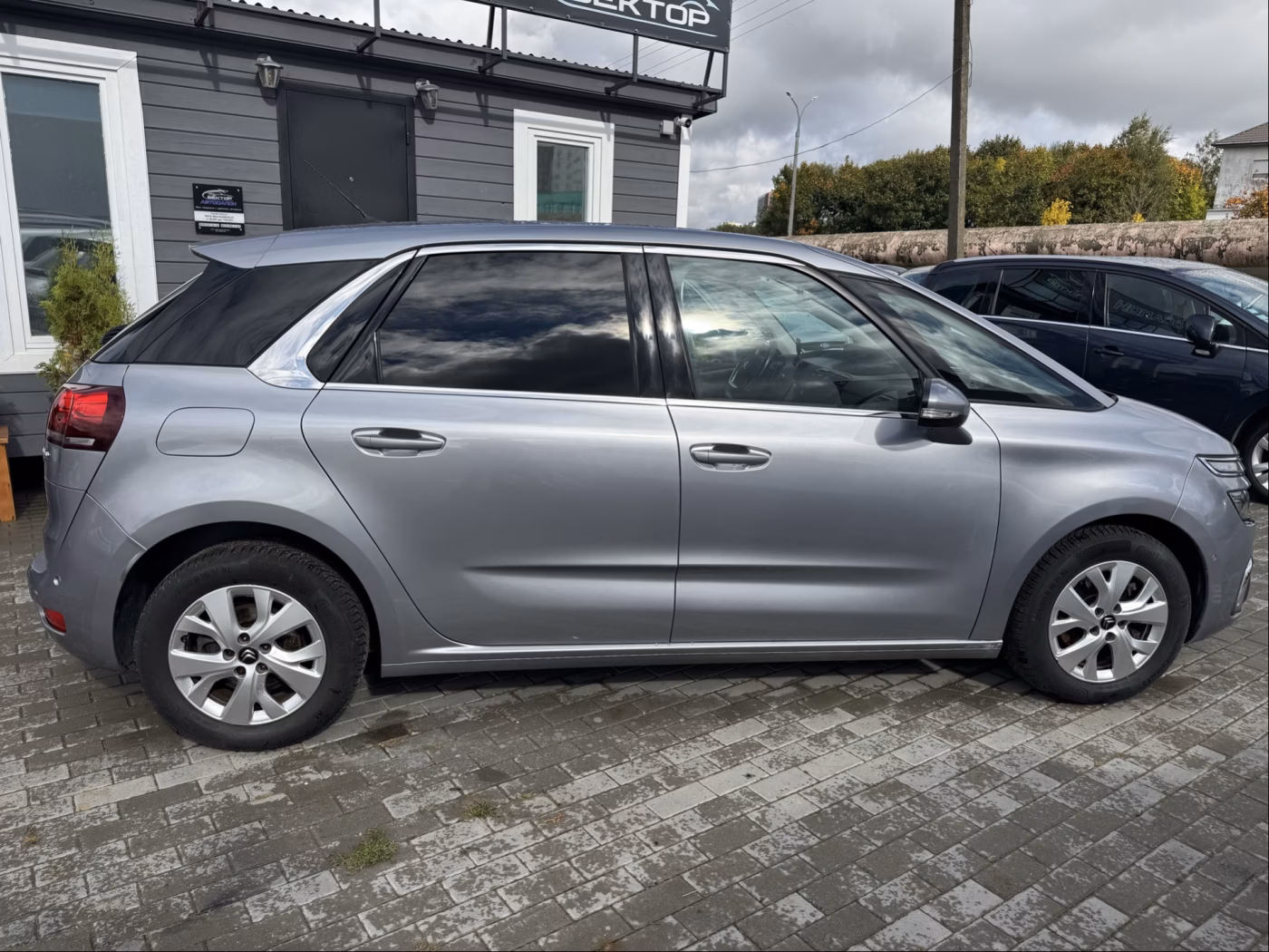 Citroen C4 Picasso фото 8