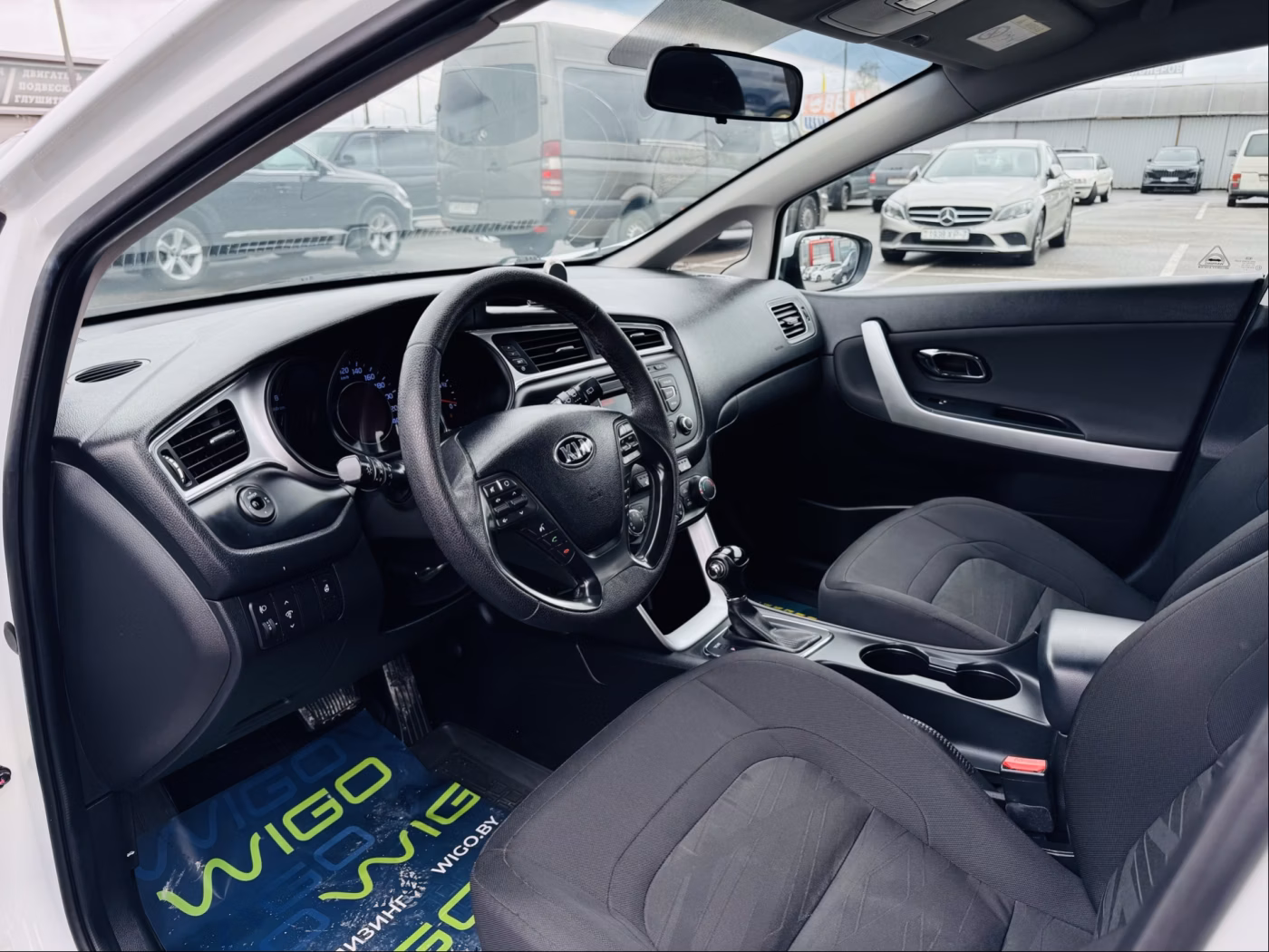 Kia Cee'd фото 5