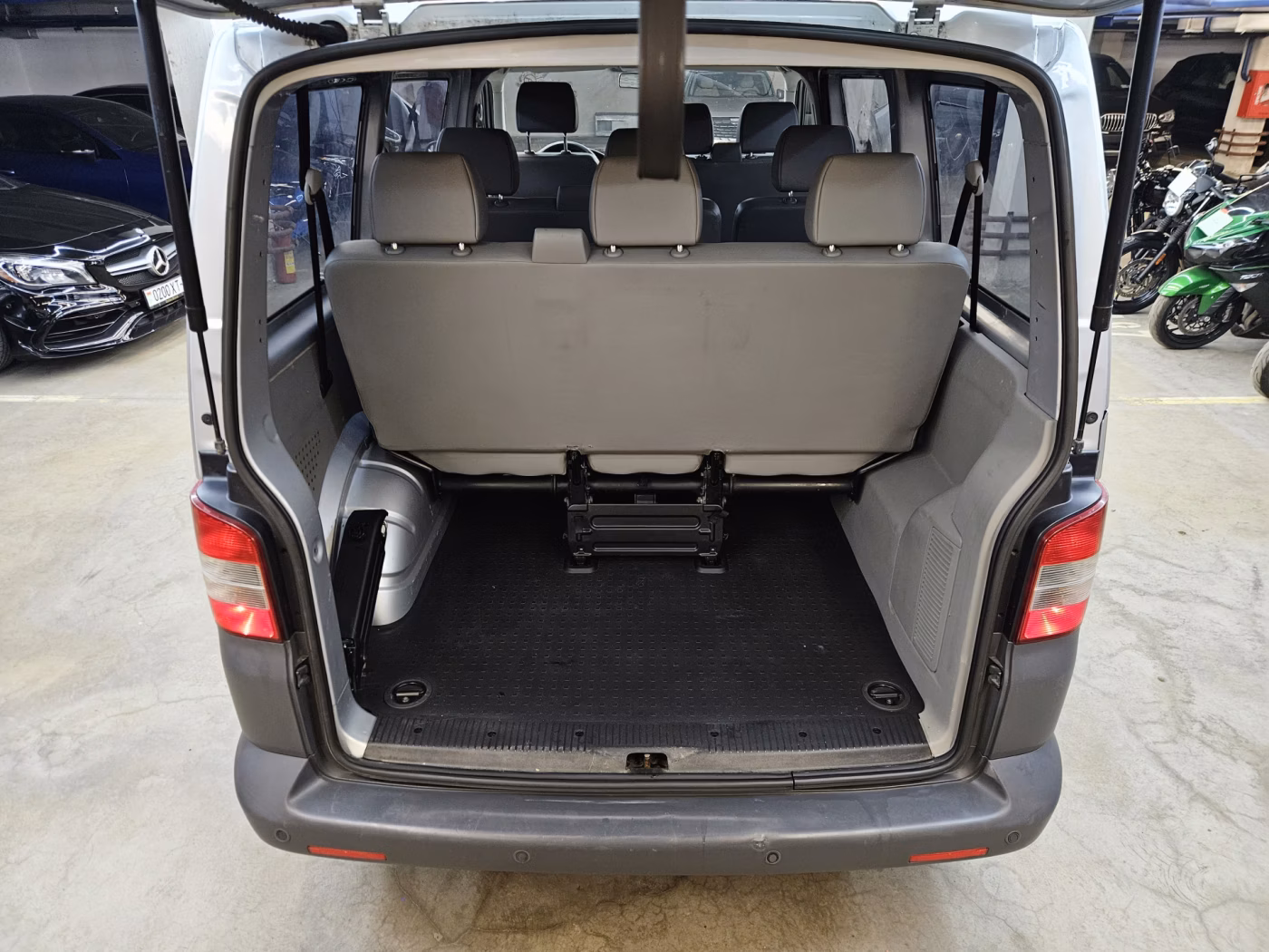 Volkswagen Transporter фото 18