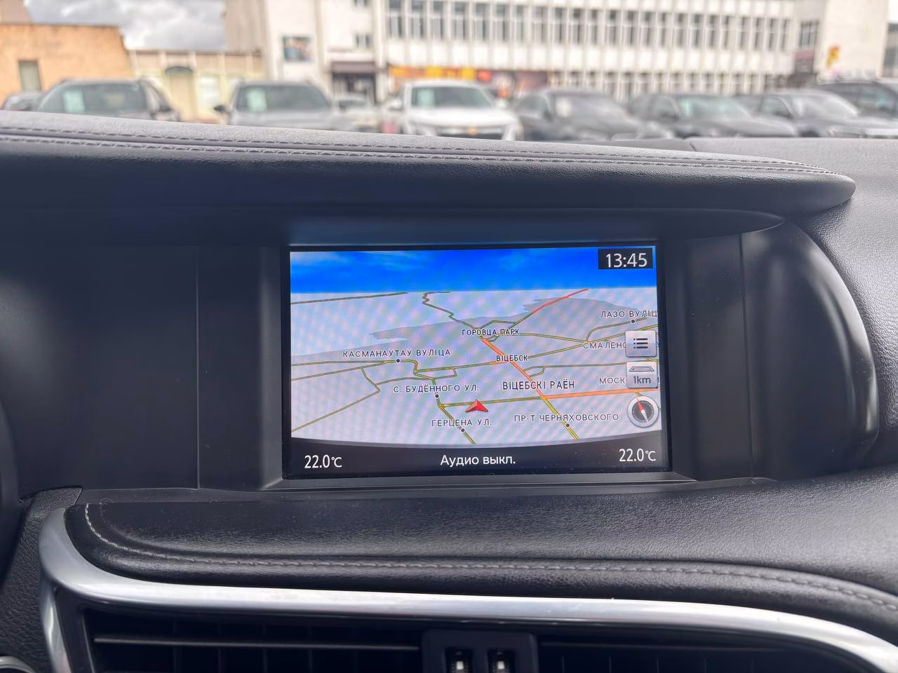 Infiniti Q30 фото 12