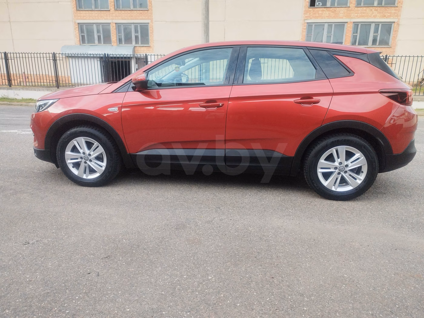 Opel Grandland X фото 2