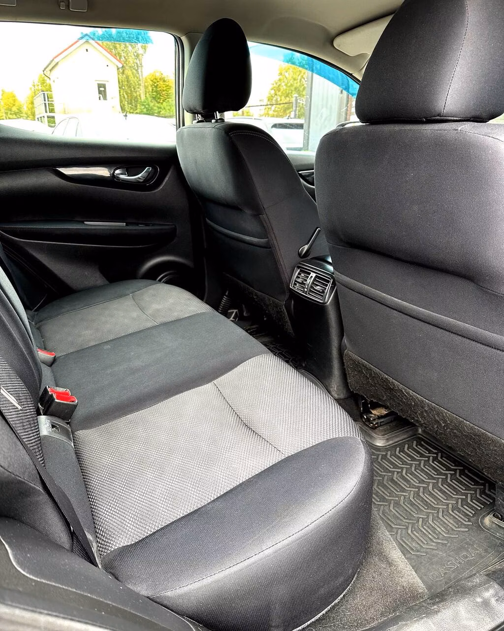 Nissan Qashqai фото 11