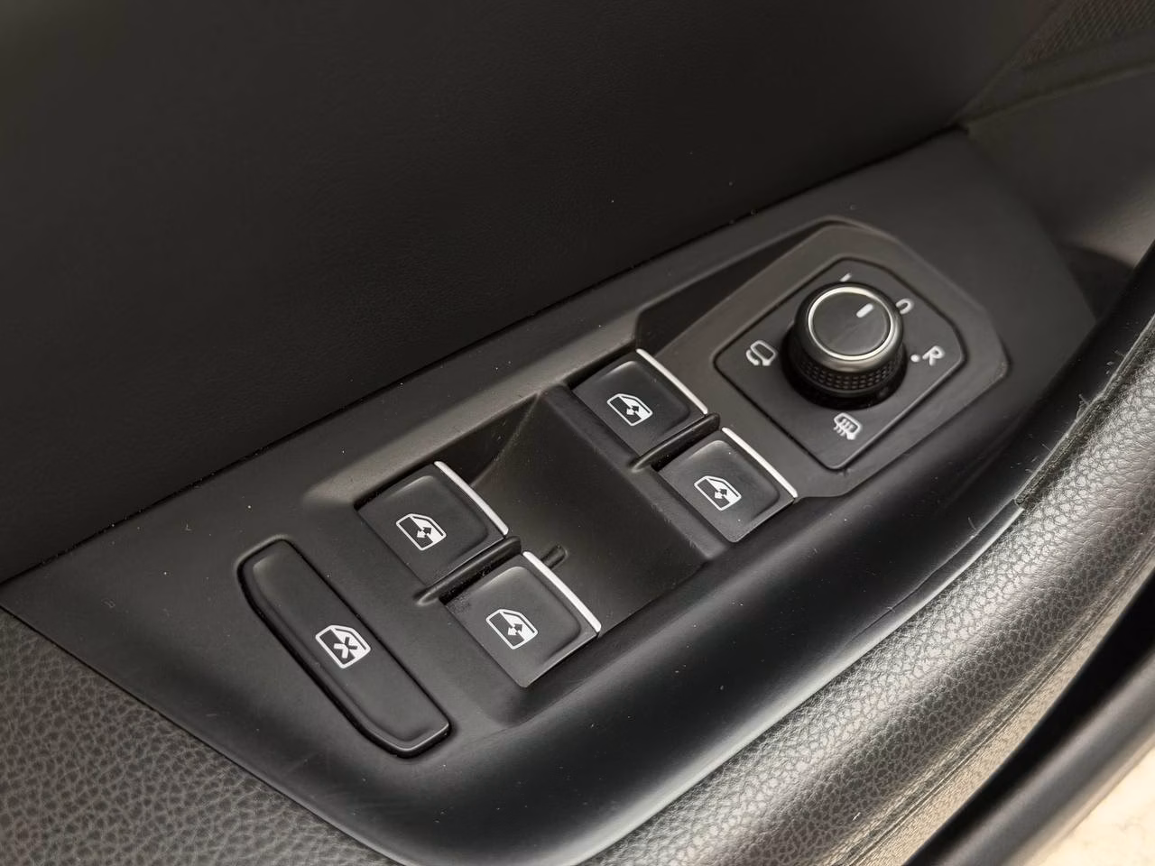 Volkswagen Passat фото 20