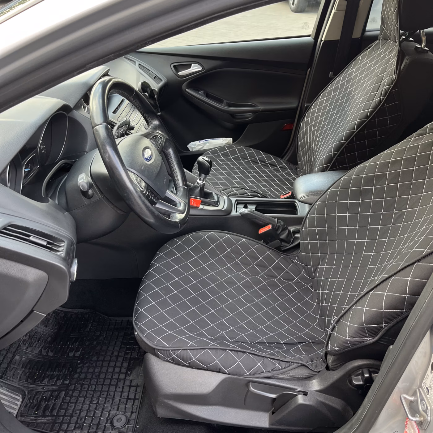 Ford Focus фото 8