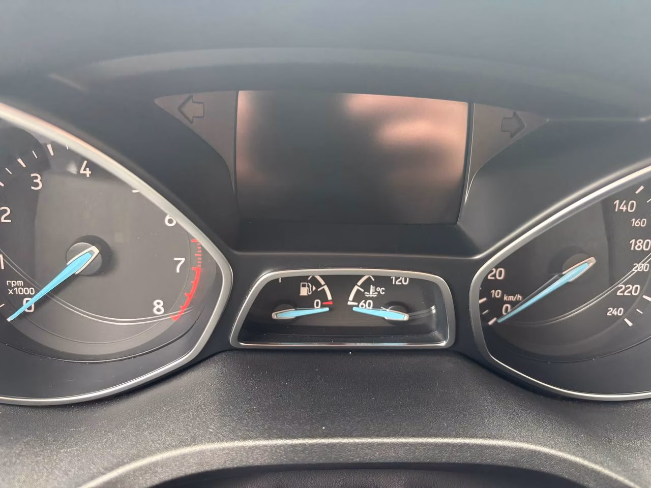 Ford Kuga фото 13