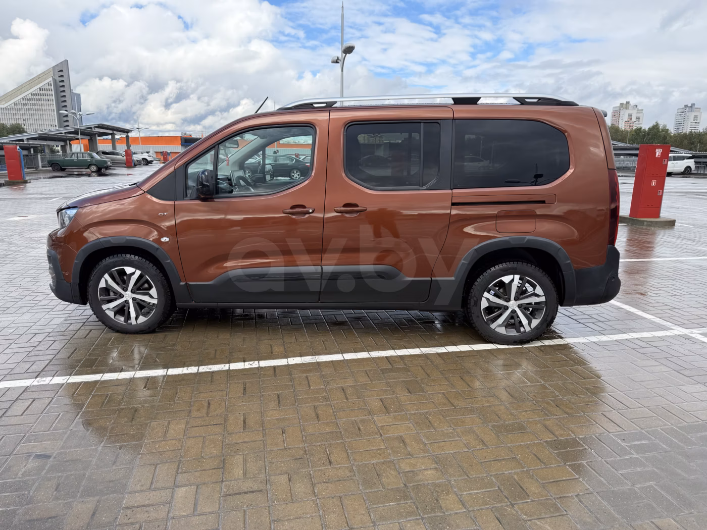 Peugeot Rifter фото 8