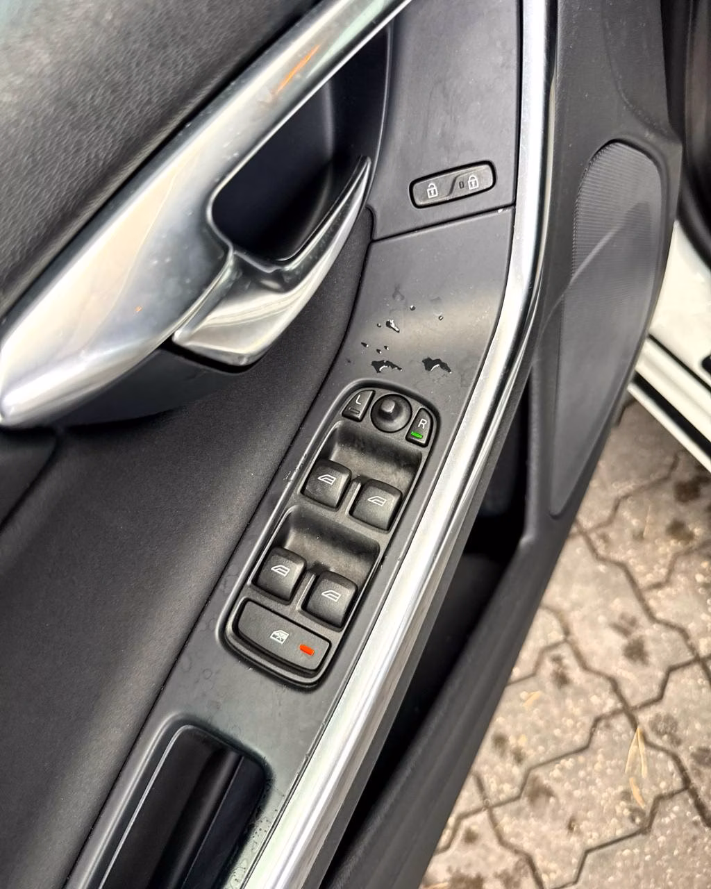 Volvo V60 фото 8