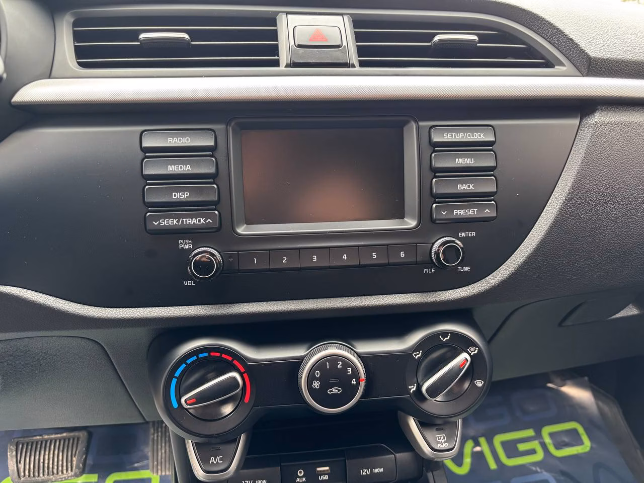 Kia Rio X (X-Line) фото 13