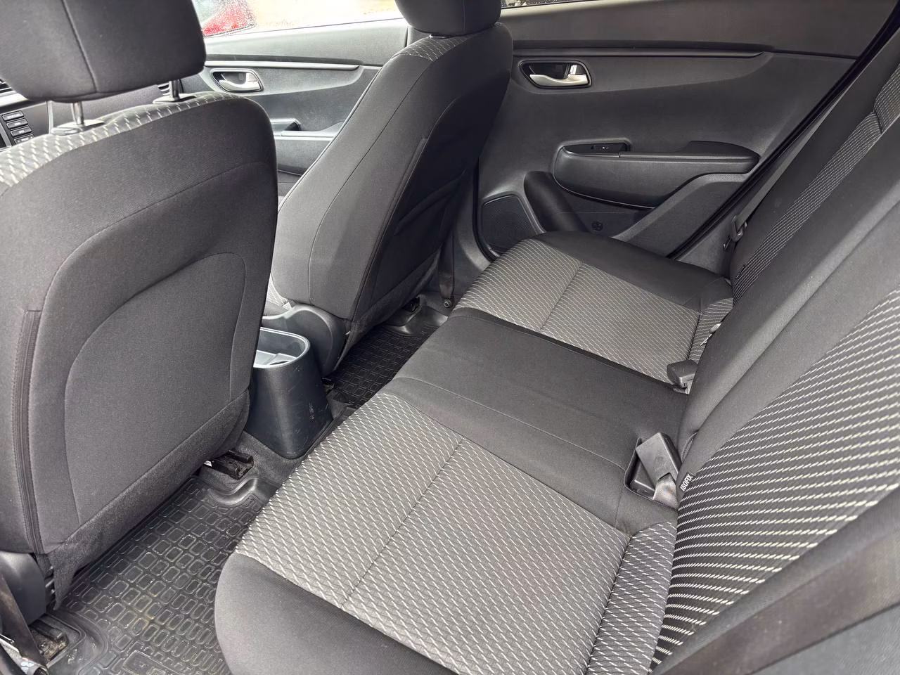 Kia Rio X (X-Line) фото 16