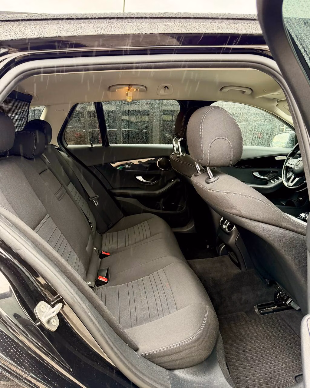Mercedes-Benz C-Класс фото 11