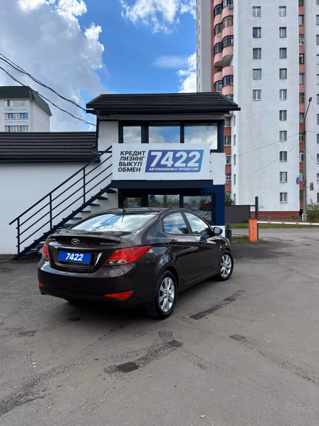 Hyundai Accent фото 3