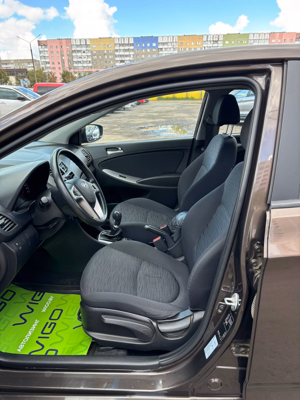 Hyundai Accent фото 5