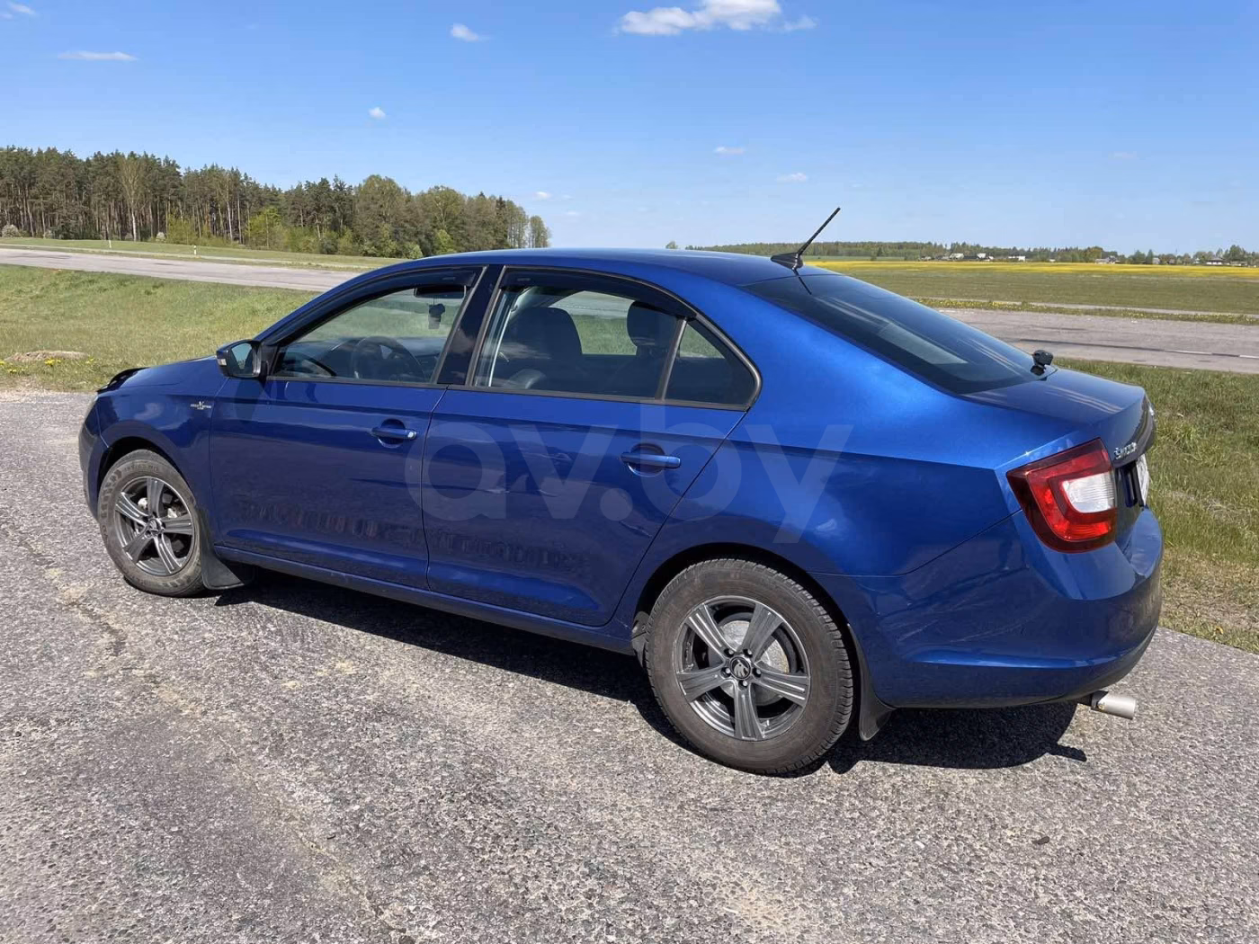 Skoda Rapid фото 7