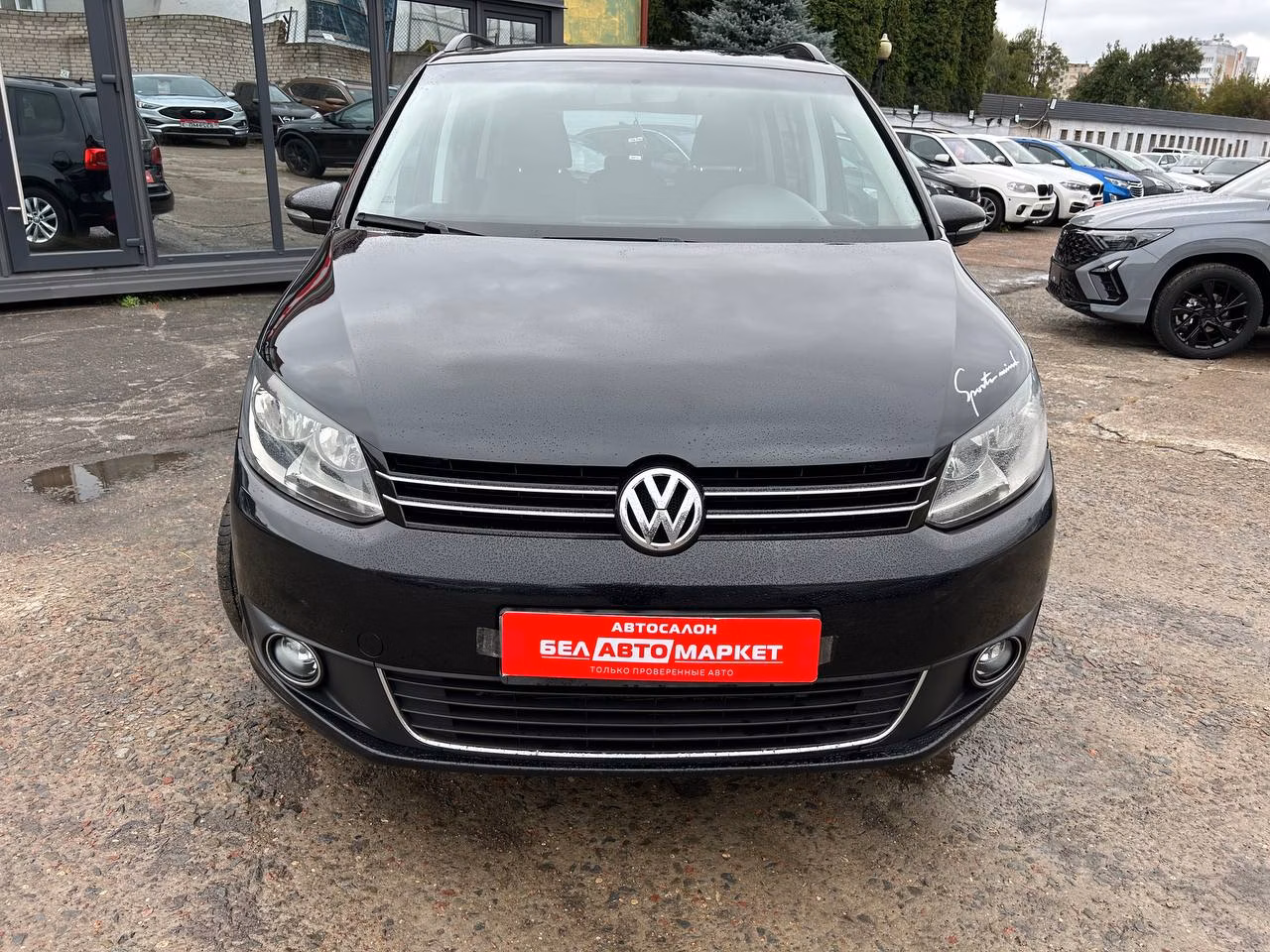 Volkswagen Touran фото 2