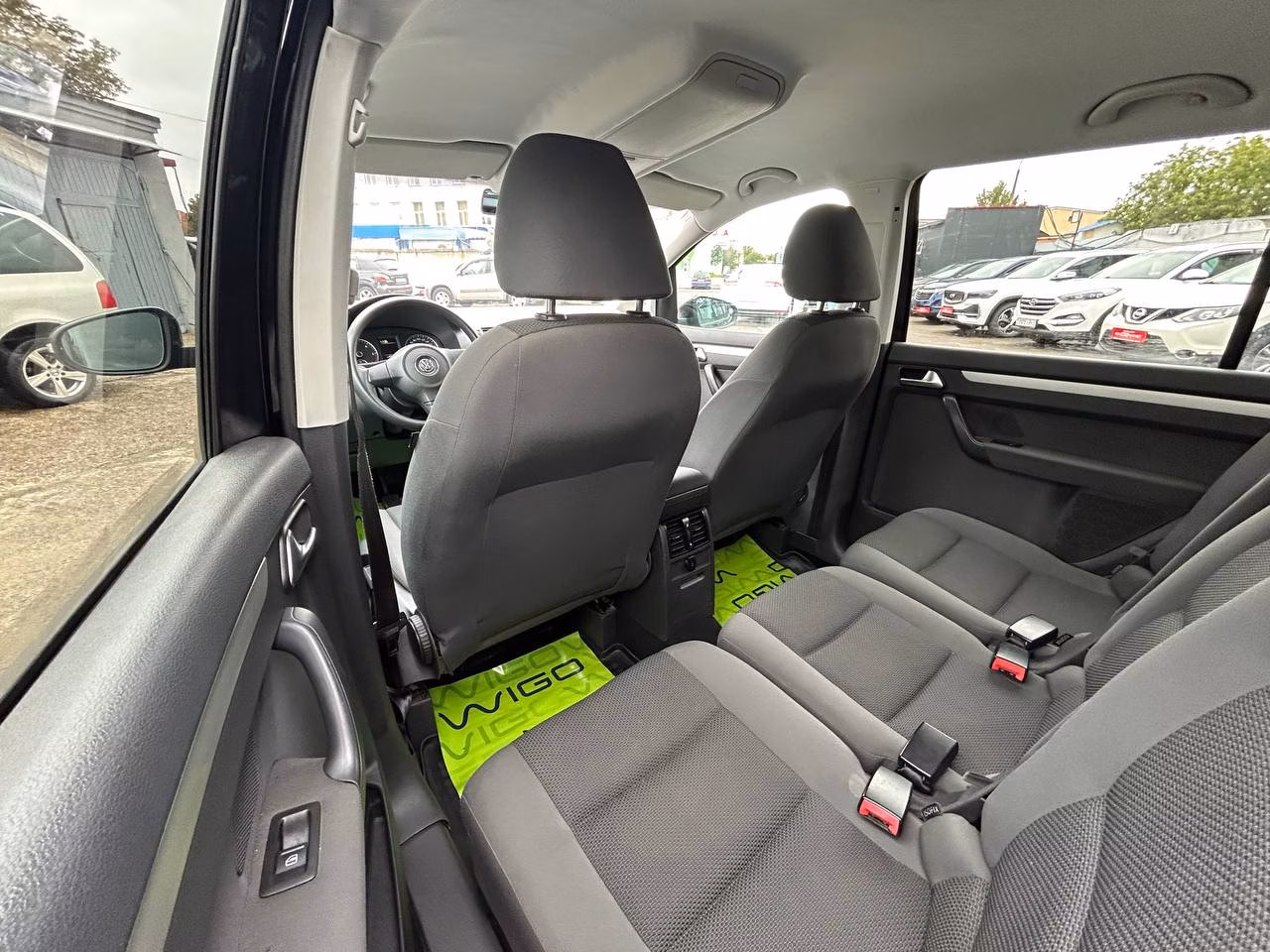 Volkswagen Touran фото 10