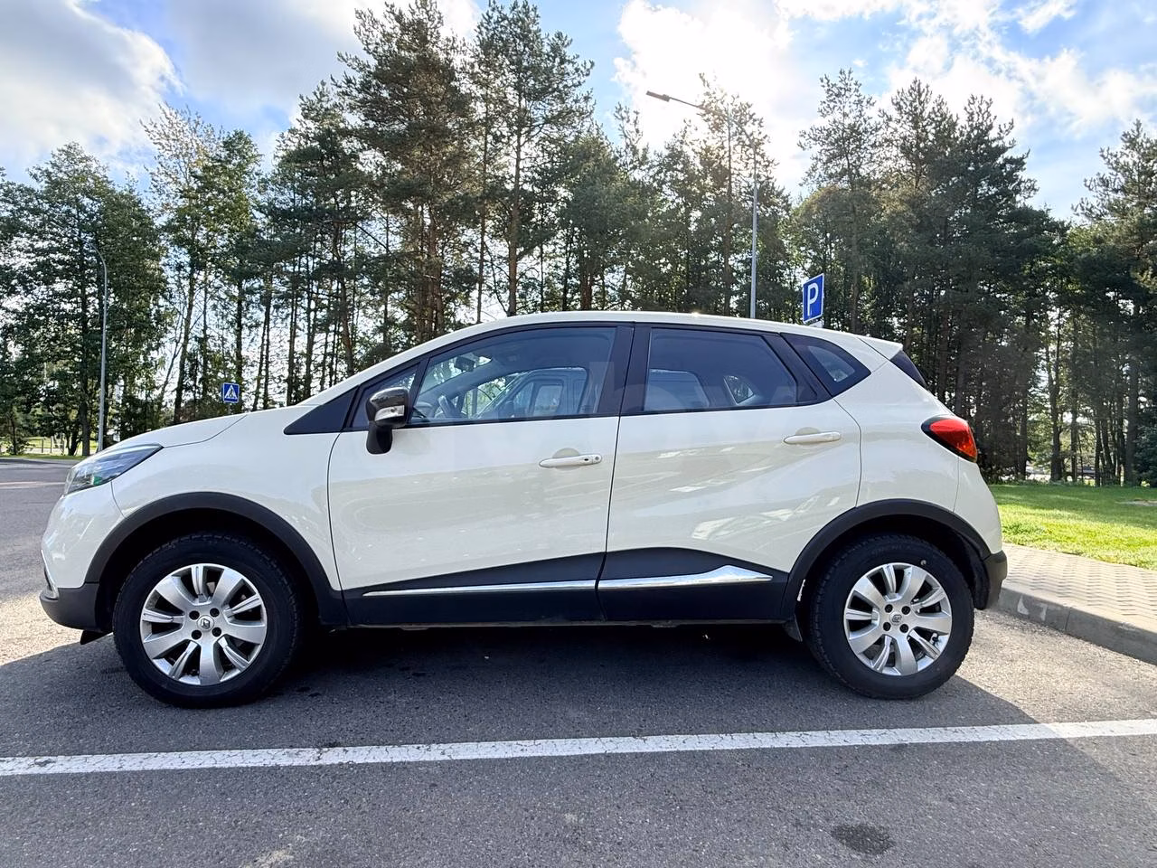 Renault Captur фото 5
