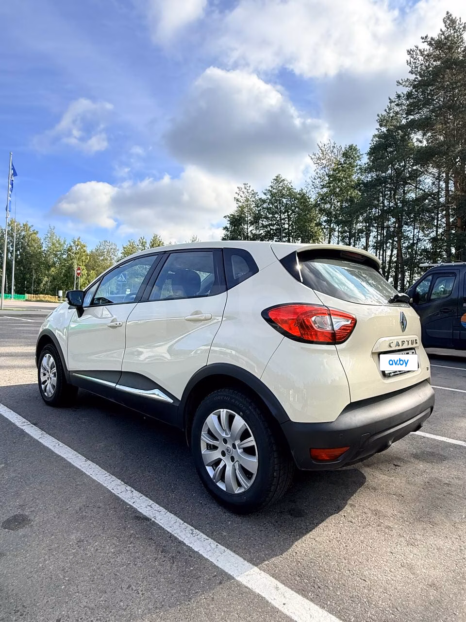 Renault Captur фото 6
