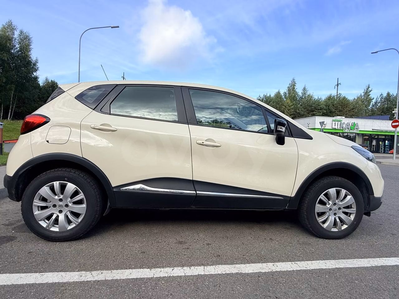 Renault Captur фото 8