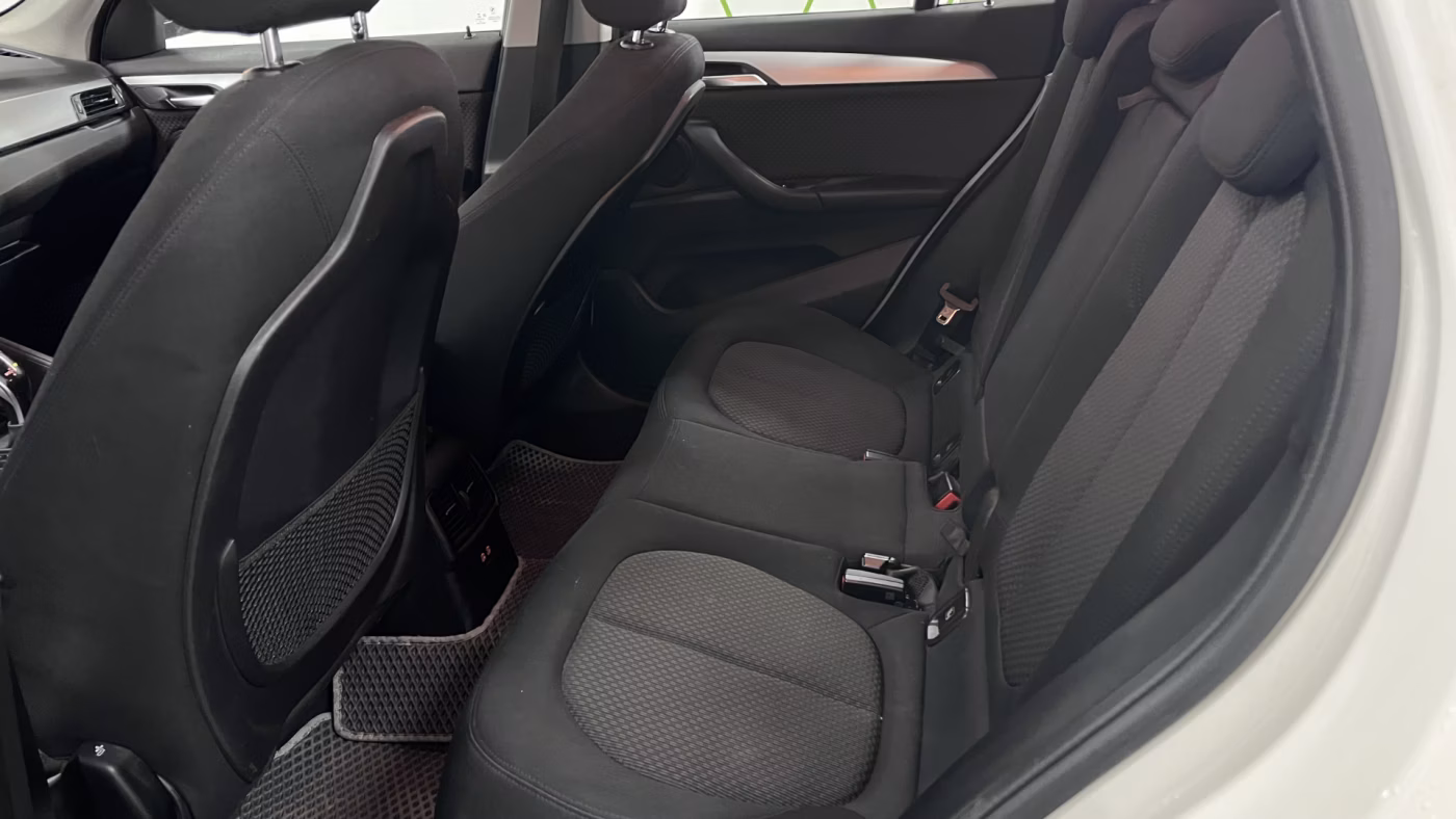 BMW X1 фото 14