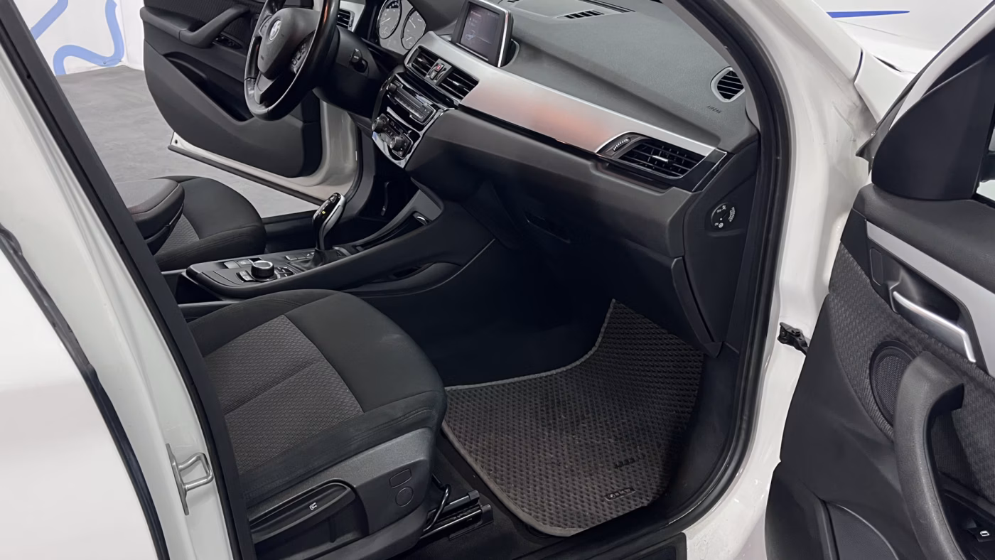 BMW X1 фото 17