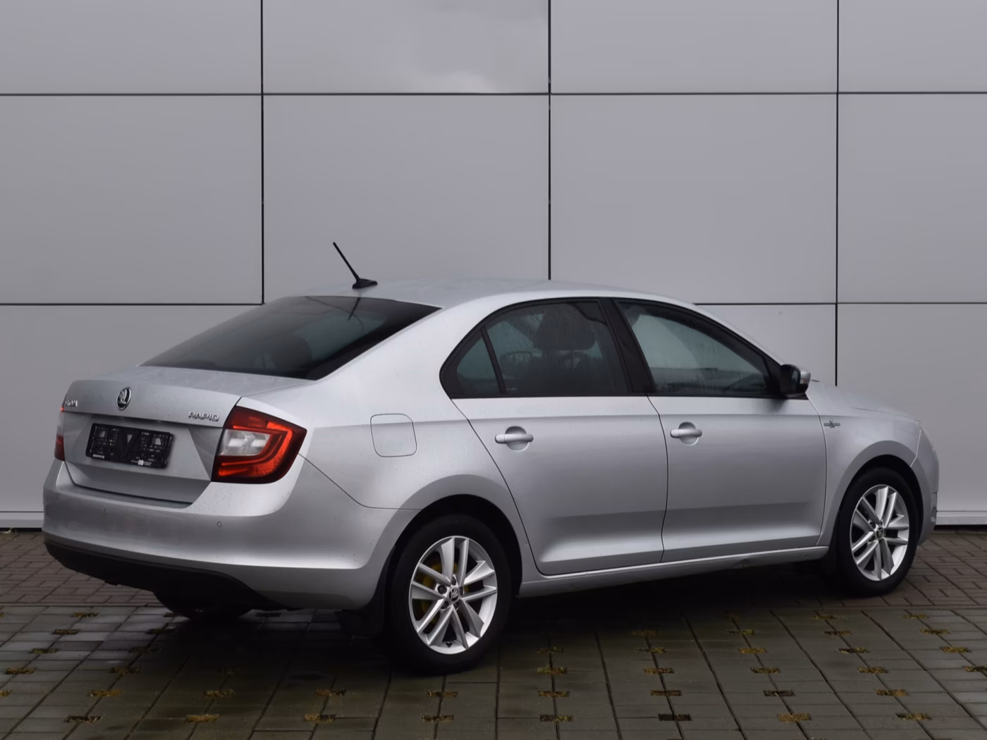 Skoda Rapid фото 5