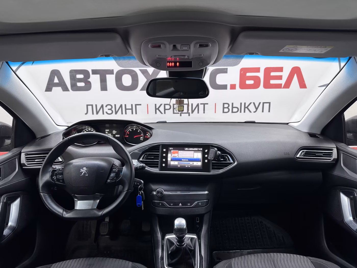 Peugeot 308 фото 10