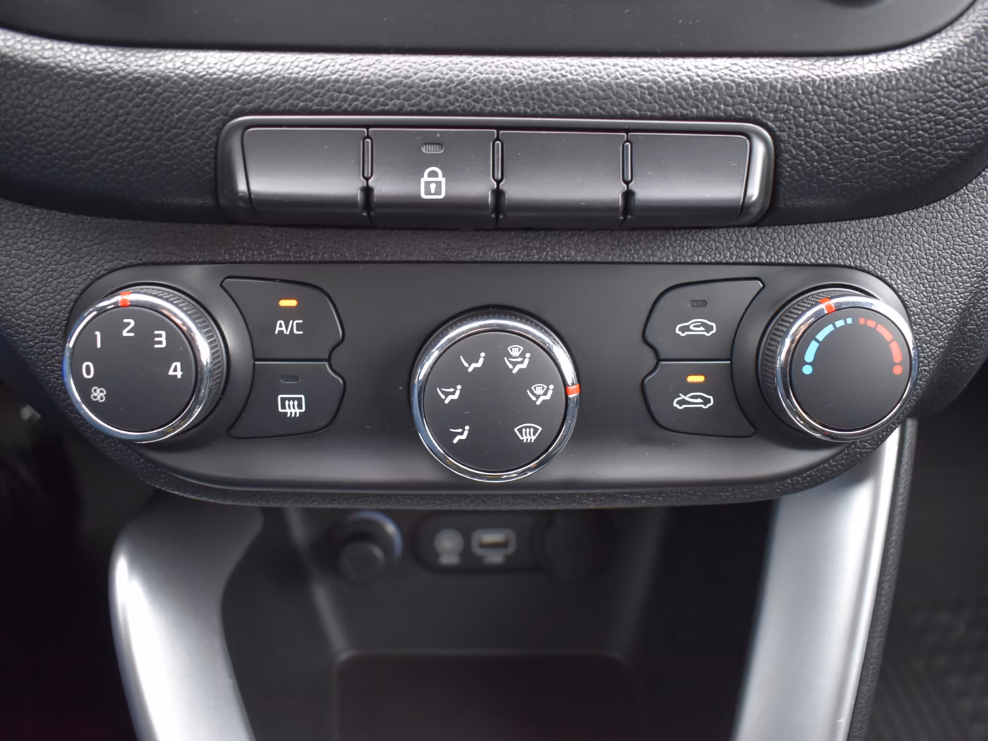 Kia Cee'd фото 20
