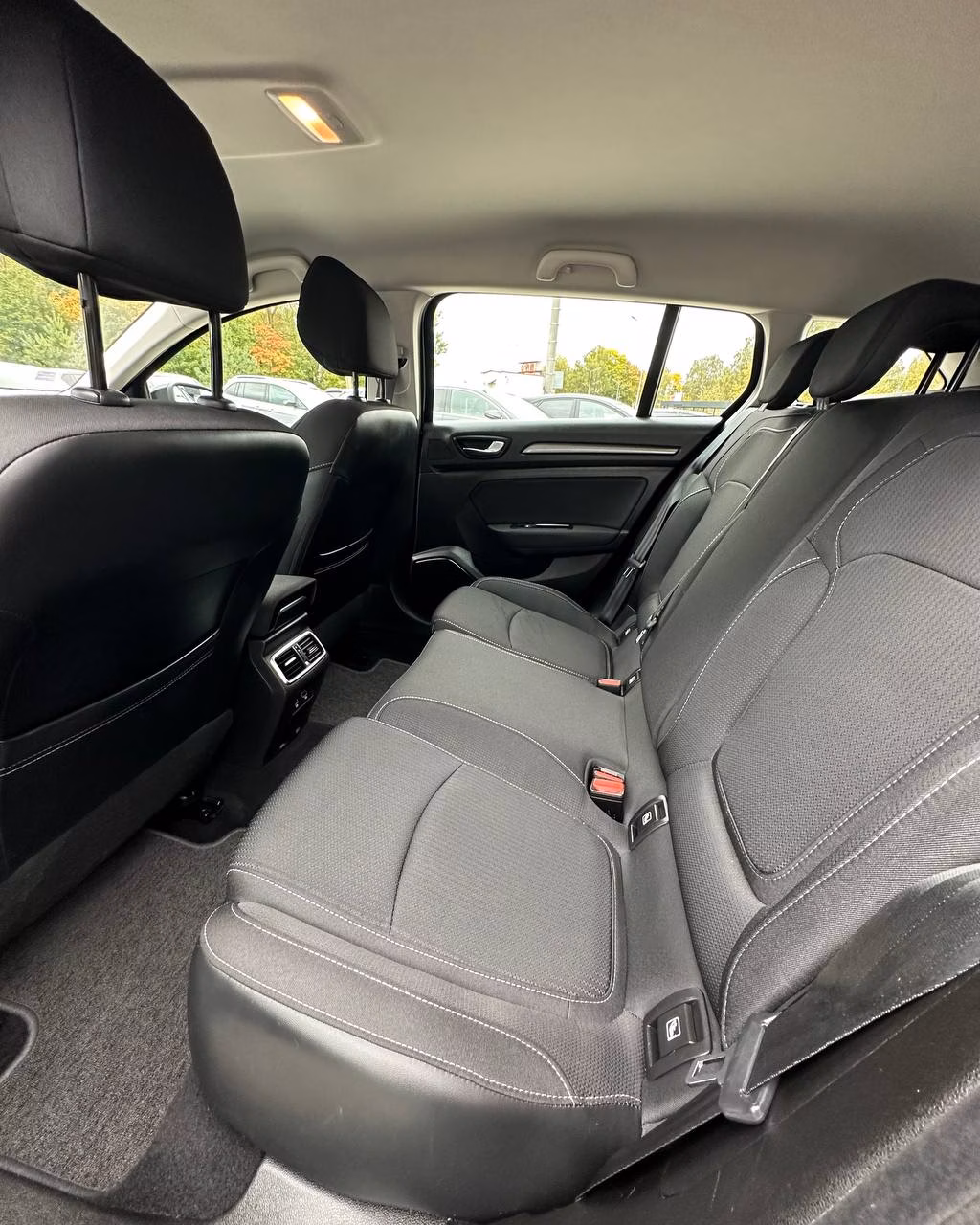 Renault Megane фото 8