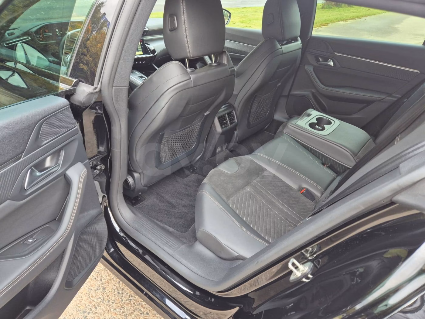 Peugeot 508 фото 15